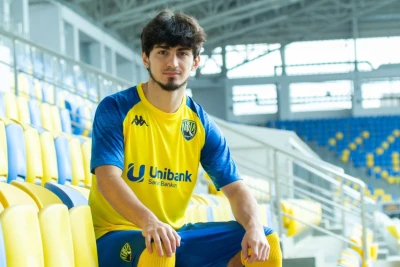 "Kəpəz" Camal Cəfərovu heyətinə qatıb