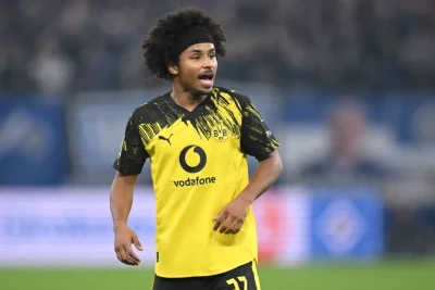 „Barselona“ Karim Adeyeminin transferi ilə bağlı „Borussiya Dortmund“la danışıqlar aparır