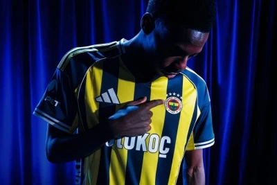 "Fənərbaxça" Entoni Musaba ilə 4,5 illik müqavilə imzaladı - RƏSMİ