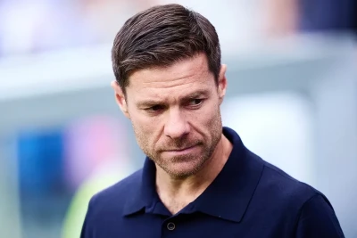 Xabi Alonso Premyer Liqada ilk beş matçında hər birində iki qol buraxmaq rekordunu qırdı