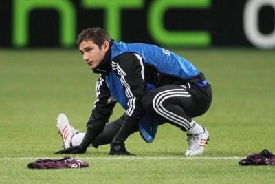 Frank Lampard: "Böyük komandalar haqqında danışdıqda, biz də xatırlanmağa layiqik."