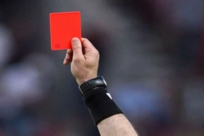 "Qobu" futbolçusuna rəqibi vurmağa və hakimlərə təzyiqə görə verilən cəza qüvvədə qaldı