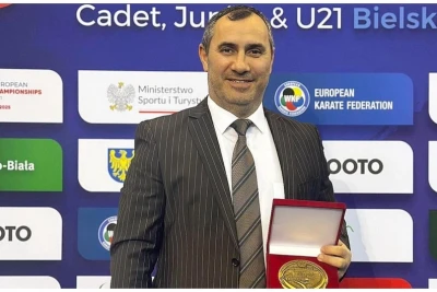 Azərbaycan millilərinin baş məşqçisi: “Avropa çempionatında xatirə medalı idmançısı finala yüksələn yığmaların baş məşqçilərinə verildi"