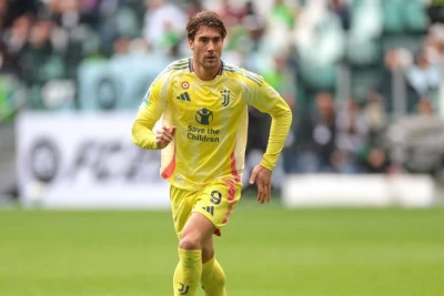 "Bavariya" Duşan Vlahoviçi pulsuz transfer edə bilər