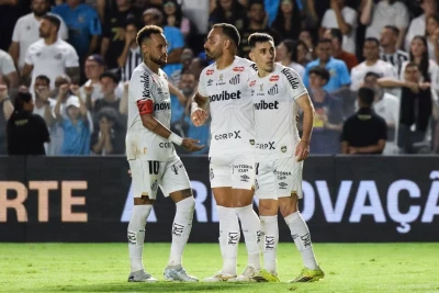 Santos futbol klubu əsas komandanın maaşını ödəyə bilmir