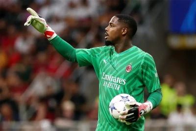 "Milan" Mayk Mayna ilə müqavilənin uzadılması barədə razılığa gəlib