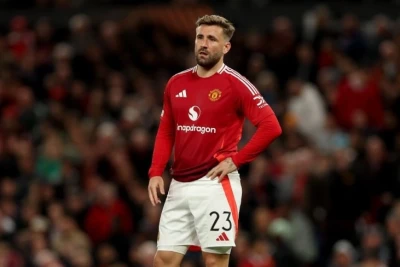 Luk Şou "Mançester Yunayted"də 300-cü oyununu keçirdi