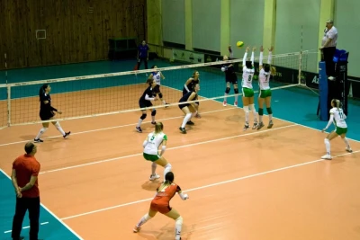Voleybol üzrə Yüksək Liqada təxirə salınmış oyunlar keçiriləcək
