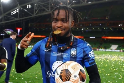 "Qalatasaray" Ademola Lukmanın transferinə yaxındır