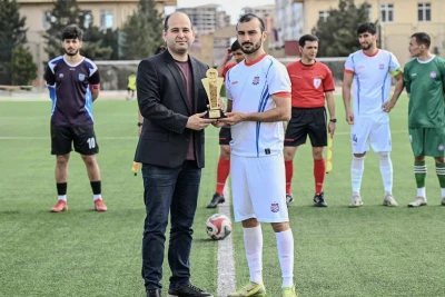 Emil Quluzadə "Ayın qolu" mükafatına layiq görülüb