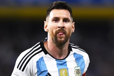 Lionel Messi dünya futbol tarixində yeni rekord müəllifi oldu