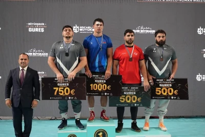 Azərbaycan güləşçiləri Türkiyədəki beynəlxalq turnirdə medallar qazanıb