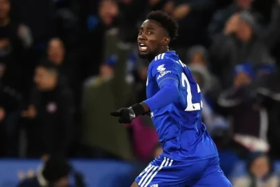 "Beşiktaş" Vilfred Ndidi ilə müqavilə imzaladı