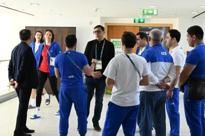 Fərid Qayıbov Ər-Riyadda İslam Həmrəyliyi Oyunlarında iştirak edən Azərbaycan idmançıları ilə görüşüb