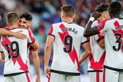 "Rayo Valyekano" səfərdə "Hakken"lə heç-heçə edib, məğlubiyyətdən son dəqiqədə qurtulub