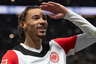 "Liverpul" Uqo Ekitike ilə 6 illik müqavilə imzalayacaq