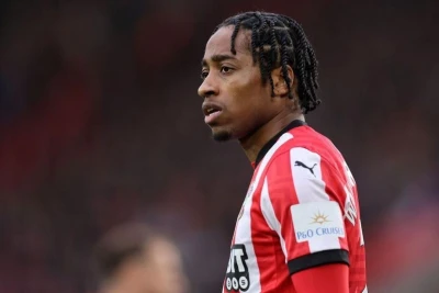 "Galatasaray" offers 6 million euros for English defender