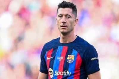 "Barselona" Levandovskinin əvəzinə misirli futbolçu transfer edir