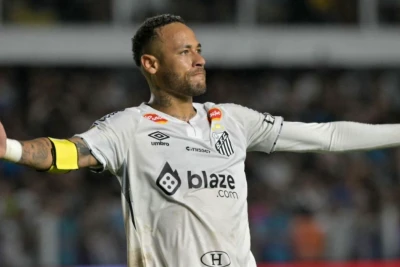 Neymar zədədən sonra qayıdış matçında assistlə yadda qalıb