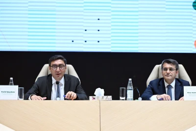 Fərid Qayıbov avqustda beynəlxalq yarışlarda uğur qazanan idmançılarla görüşüb