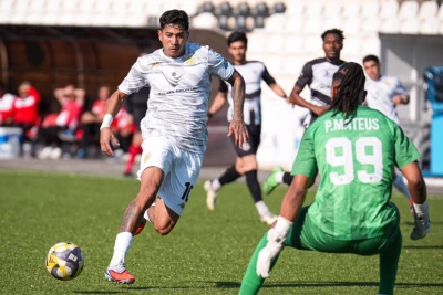Fredi Varqas “Neftçi”yə transfer olub
