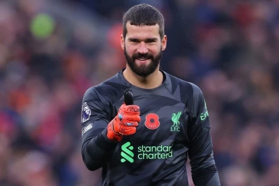 "Liverpul"un qapıçısı zədəsini sağaldıb