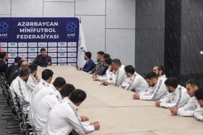 Orxan Məmmədov minifutbol millisi ilə görüşdü