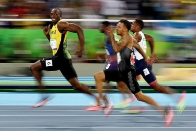 Useyn Bolt: İndiki ayaqqabılarla 100 metri 9,42 saniyəyə qaçacağımı düşünürəm