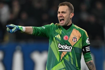 Sergen Yalçın iki "Beşiktaş" futbolçusunu komandadan uzaqlaşdırdı