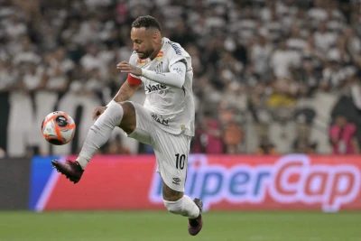 Neymar müasir futbolun fiziki oyuna üstünlük verməsindən narazıdır