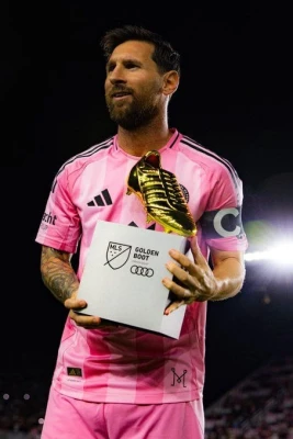 Lionel Messi MLS-də "Qızıl buts" mükafatına layiq görüldü