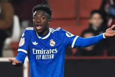 Vinisius Xabi Alonsonun gedişindən və son mövsümündən danışıb