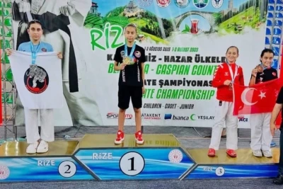 Azərbaycanlı karateçi Fatimə Bağırzadə Türkiyədə keçirilən yarışda çempion olub