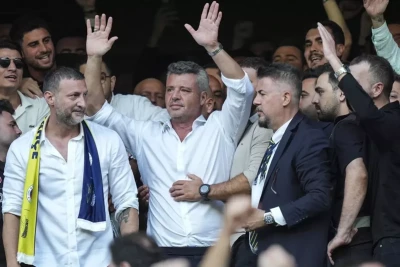 Sadettin Saran "Fənərbaxça"nın yeni prezidenti seçildi