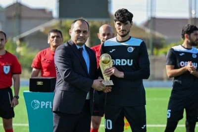 Birinci liqada "Ayın qolu" mükafatının sahibi təltif edildi