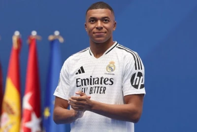 Mbappe: “PSJ-nin bütün oyunlarını izləyirəm”
