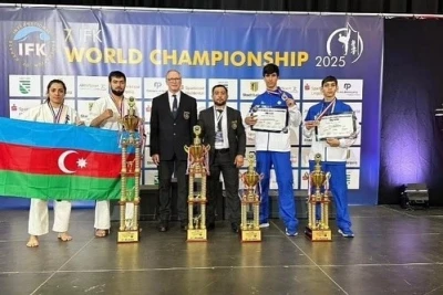 Azərbaycan karateçiləri dünya çempionatında 4 medal qazanıblar - FOTO