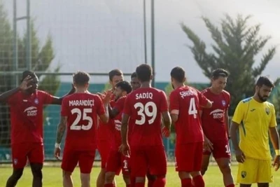 "Turan Tovuz" 2 futbolçu ilə yollarını ayırıb