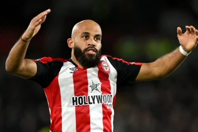 "Mançester Yunayted" Mbeymo üçün "Brentford"la danışıqlara başlayıb