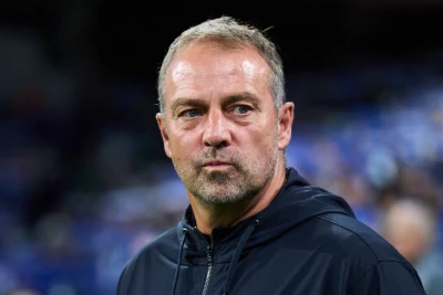 Flik "Atletiko" oyunundan sonra Martinlə bağlı qırmızı vərəqə qərarına etiraz etdi