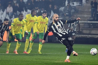 "Anje" yeni məşqçi ilə ilk oyununda "Nant"ı darmadağın etdi