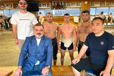 Azərbaycan səfiri sumo millisinin məşqinə baxıb