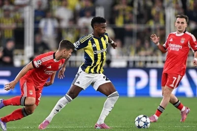 Çempionlar Liqası: "Fənərbağça" - "Benfika" oyunu qolsuz heç-heçə ilə başa çatıb