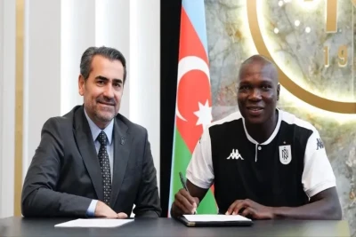 Vensan Abubakar rəsmən "Neftçi" futbolçusu oldu