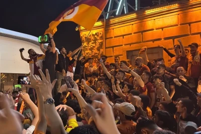 "Qalatasaray"ın çempionluğu Bakıda da böyük sevinclə qeyd olundu - VİDEO