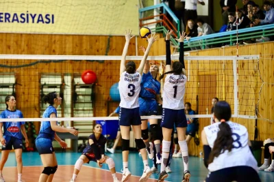 Voleybol üzrə U-18 Azərbaycan birinciliyində yarımfinal oyunlarının nəticələri açıqlanıb - FOTO