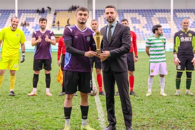 Ramin Məhərrəmov "Ayın qolu" mükafatını aldı