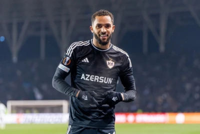 Juninyonun daha bir müştərisi var