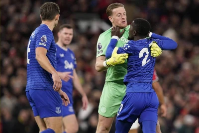 "Everton" doğma meydanda qələbə həsrəti yaşayır