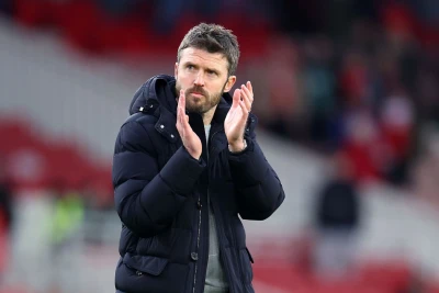 Qari Nevill Kerrikin "Mançester Yunayted"dəki gələcəyinə şübhə ilə yanaşır